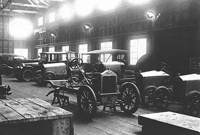 Fundação da Isuzu - ISUZU history image